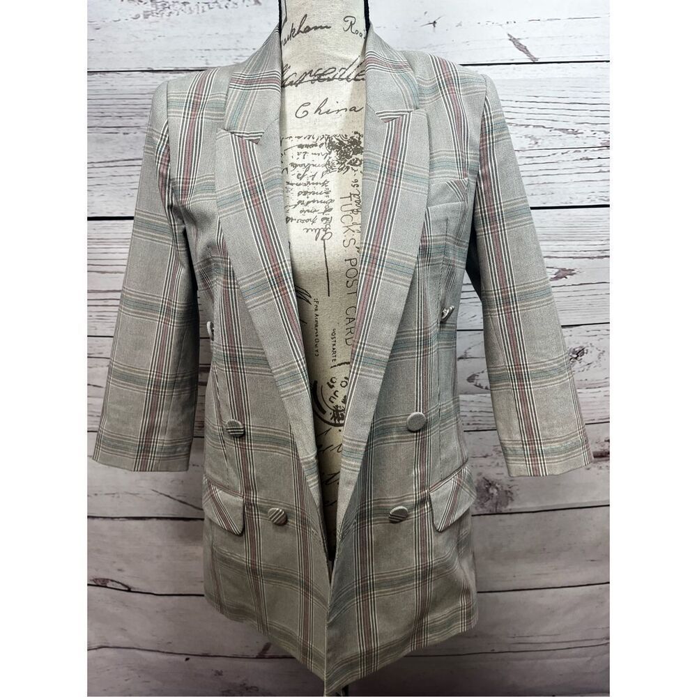 Cabi size 2‎ black/white/red plaid jacket